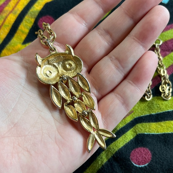 VTG Avon Signed Owl Gold Tone Metal Costume Jewelry Whimsigoth Necklace - Picture 4 of 6